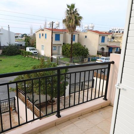 The Paradise Townhouses By Taimoura Paphos Extérieur photo