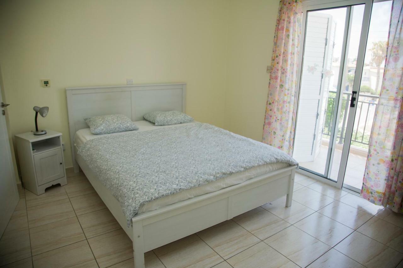 The Paradise Townhouses By Taimoura Paphos Extérieur photo