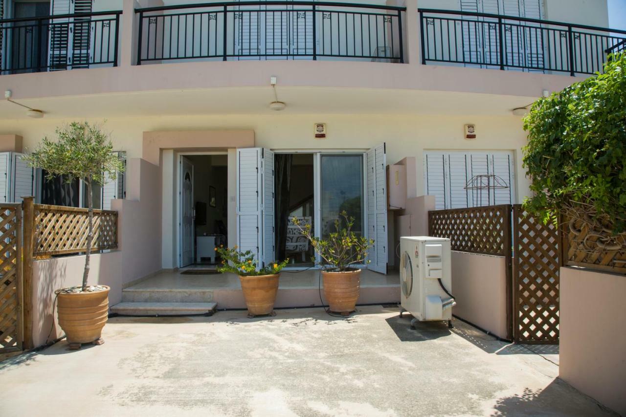 The Paradise Townhouses By Taimoura Paphos Extérieur photo