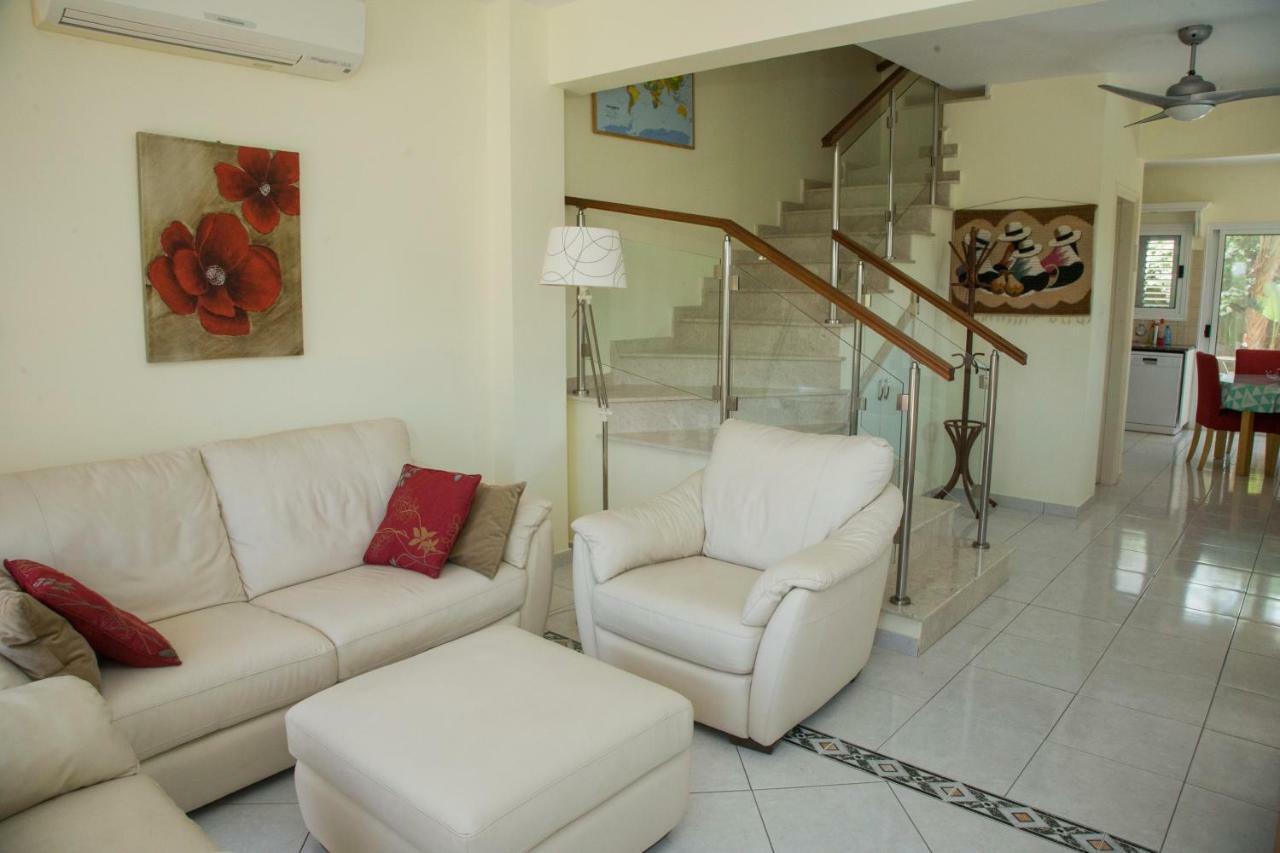 The Paradise Townhouses By Taimoura Paphos Extérieur photo