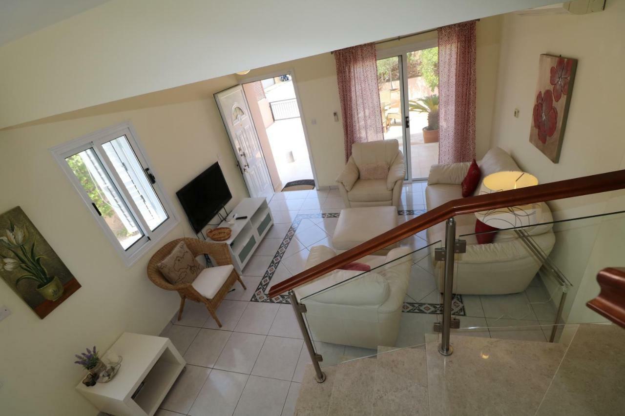 The Paradise Townhouses By Taimoura Paphos Extérieur photo
