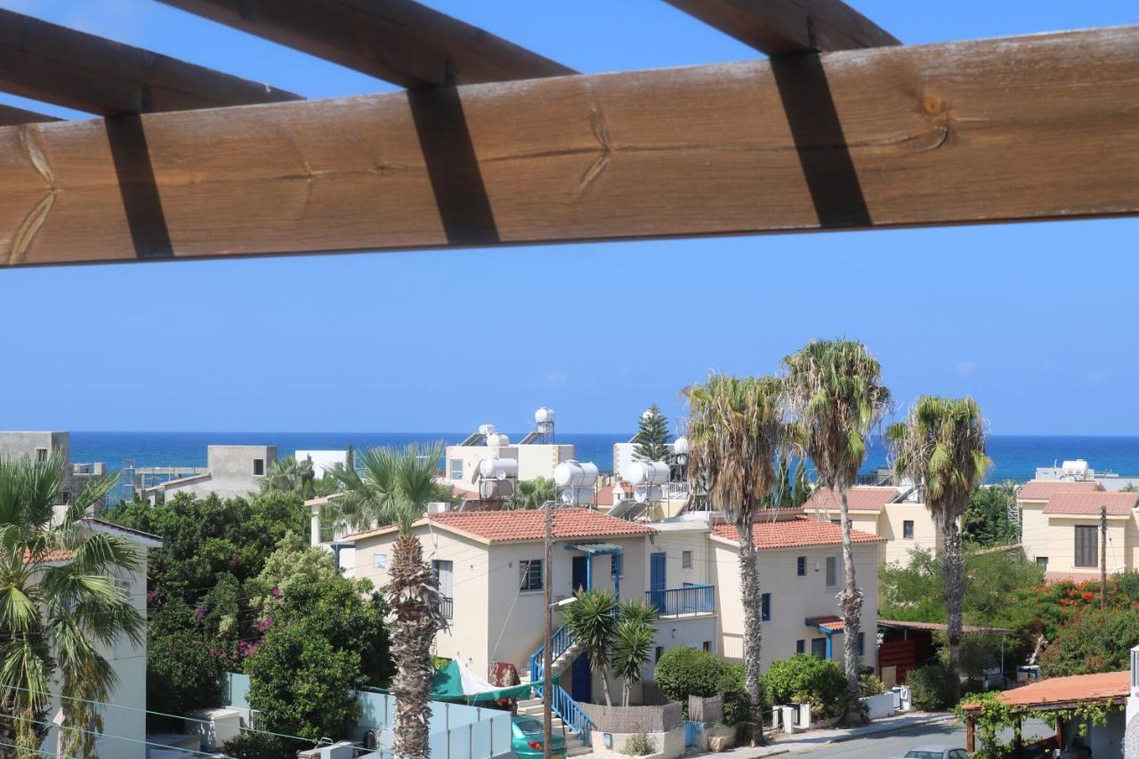 The Paradise Townhouses By Taimoura Paphos Extérieur photo