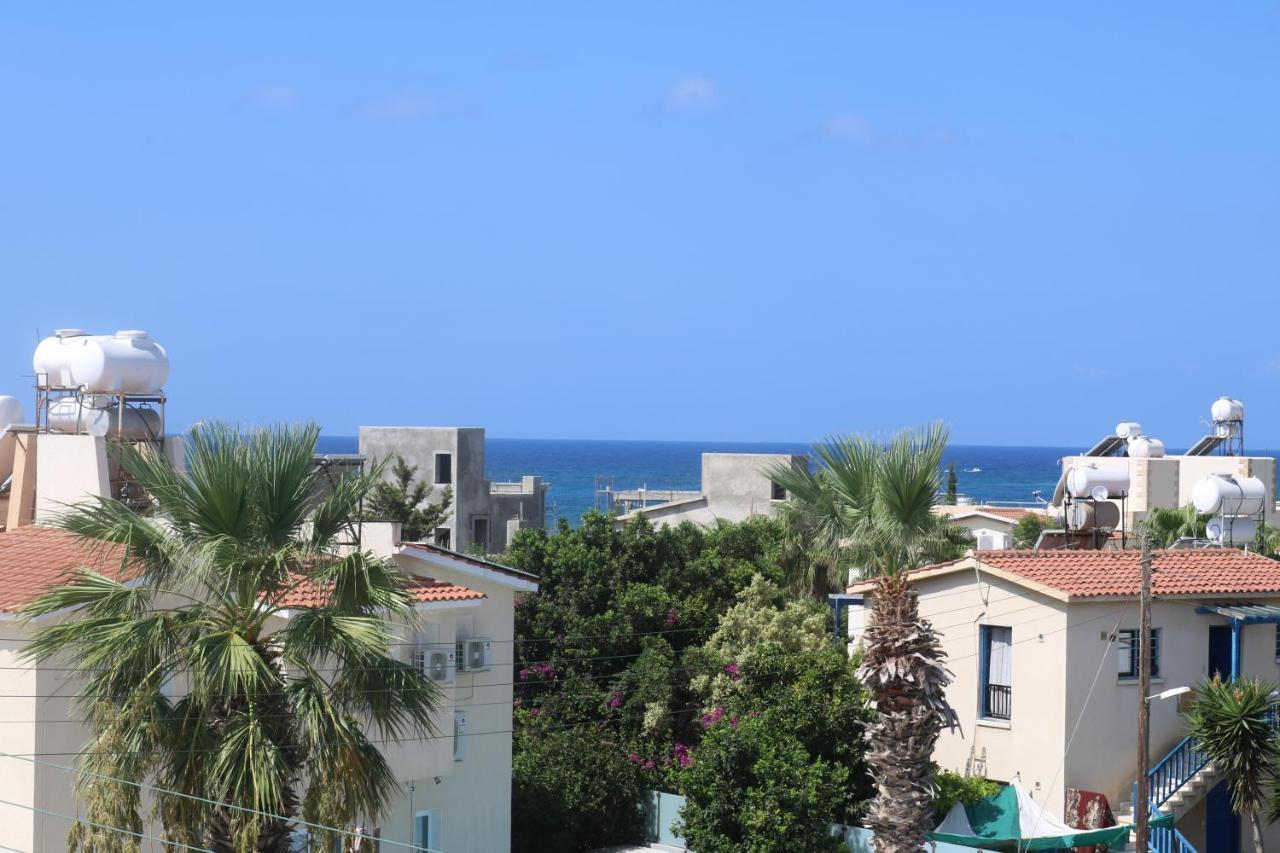 The Paradise Townhouses By Taimoura Paphos Extérieur photo