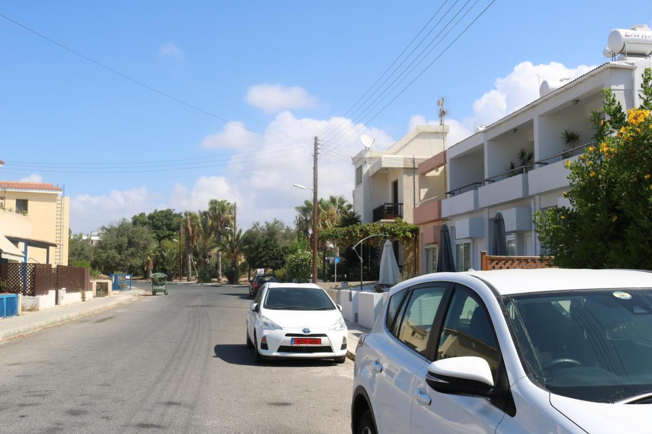 The Paradise Townhouses By Taimoura Paphos Extérieur photo