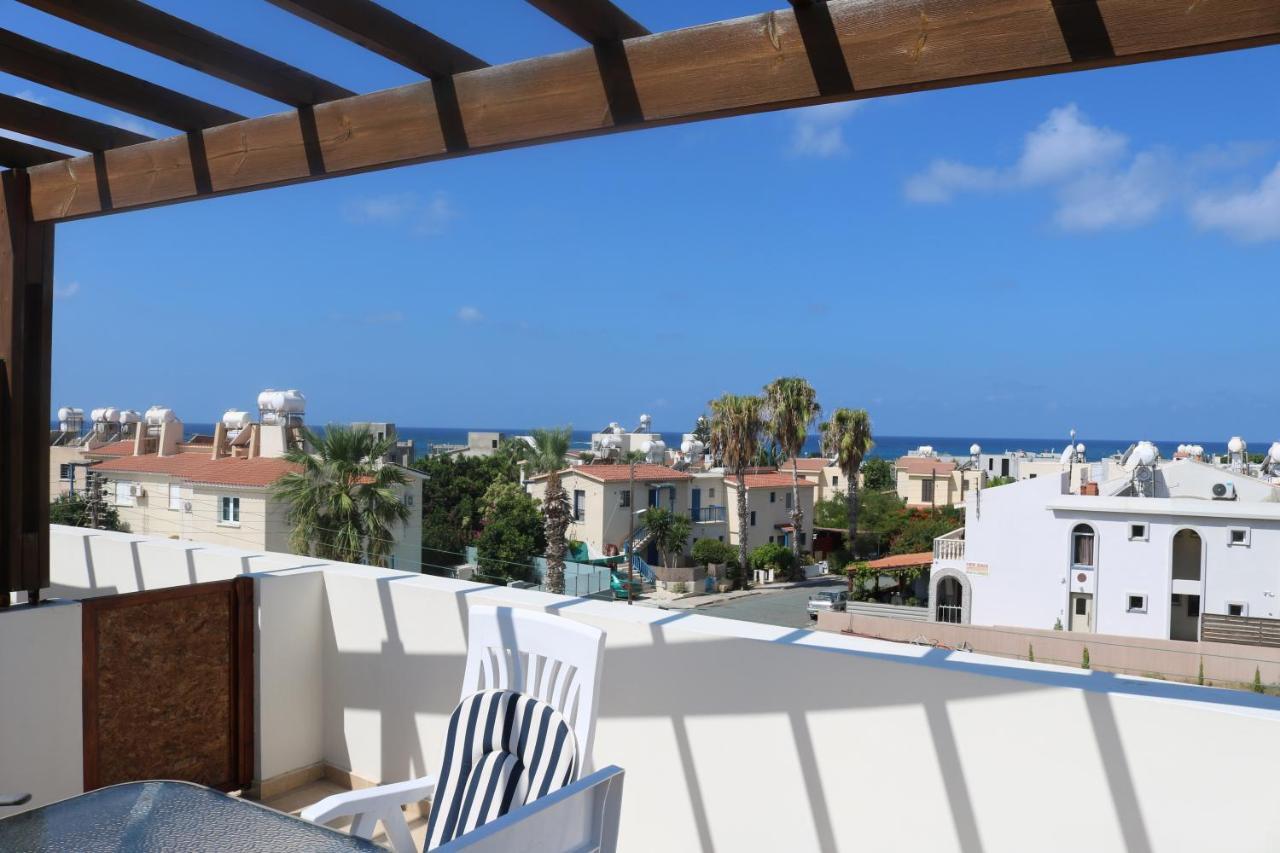 The Paradise Townhouses By Taimoura Paphos Extérieur photo