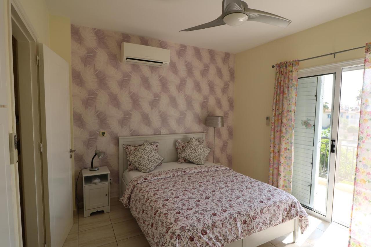 The Paradise Townhouses By Taimoura Paphos Extérieur photo